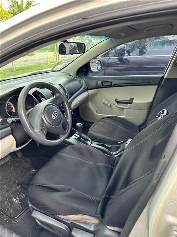 $4200 : Kia Forte image 5