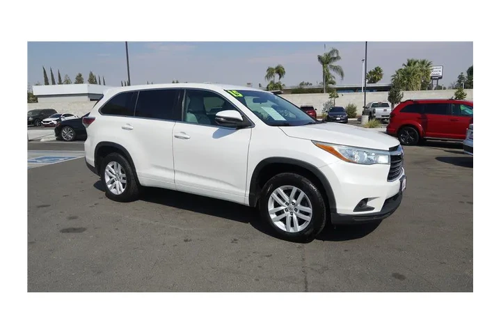 $18984 : 2015 Highlander LE Sport Util image 4