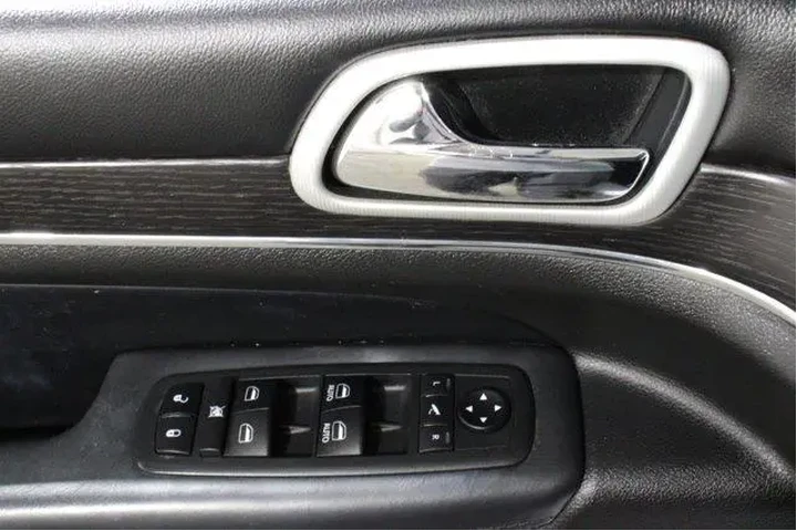 $19682 : Jeep Grand Cherokee 2018 4x4 image 7