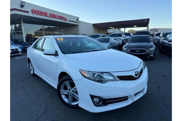 $16318 : Toyota Camry 2013 L 4dr Seda image 1