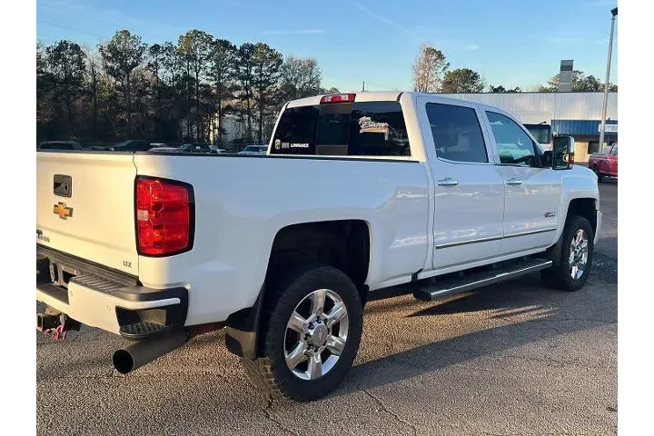$39564 : Chevrolet Silverado 2500HD 2 image 5