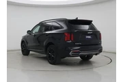 $30998 : Kia Sorento 2023 AWD SX 4dr thumbnail