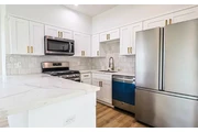 $1450 : Beautiful 1 bedroom apt in LA thumbnail