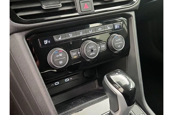 $19998 : Volkswagen Taos 2024 SE 4dr image 8