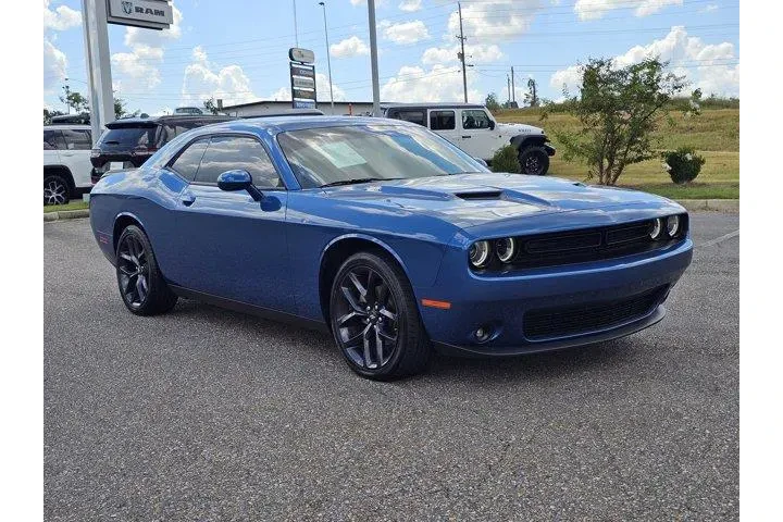 $25999 : Dodge Challenger 2023 SXT 2d image 4