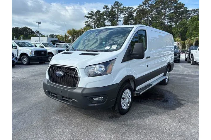 $39743 : Ford Transit 2025 250 3dr LW image 7