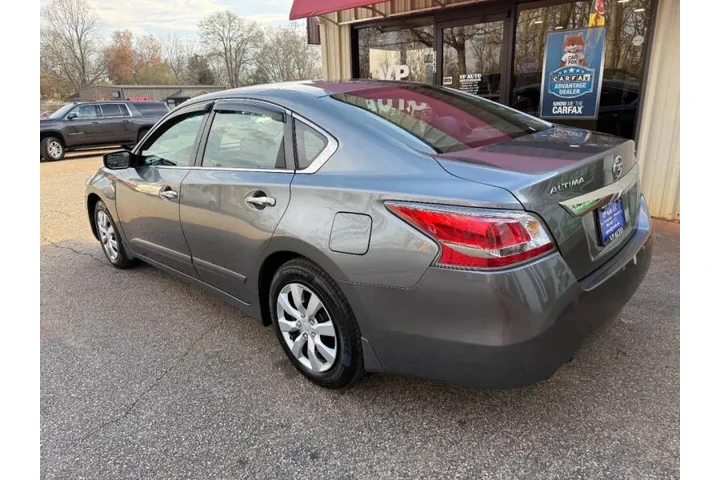 $7999 : 2015 Altima 2.5 S image 7