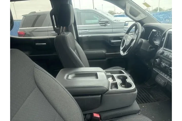 $33000 : Chevrolet Silverado 1500 201 image 6