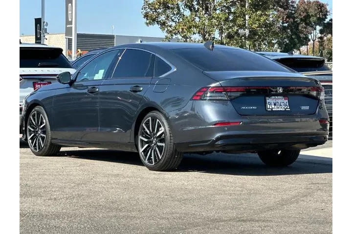 $32990 : Honda Accord Hybrid 2024 Tou image 5