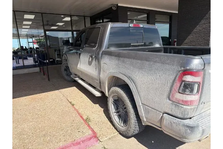 $29714 : Ram 1500 2019 4x2 Rebel 4dr image 7