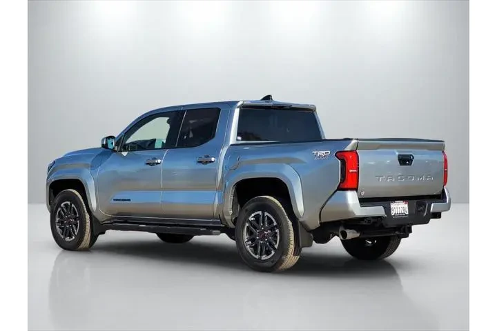 $37438 : Toyota Tacoma 2024 4x2 TRD S image 6