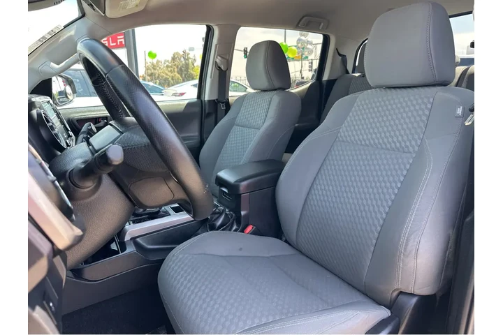 $29997 : 2021 Tacoma 2WD SR5 image 8