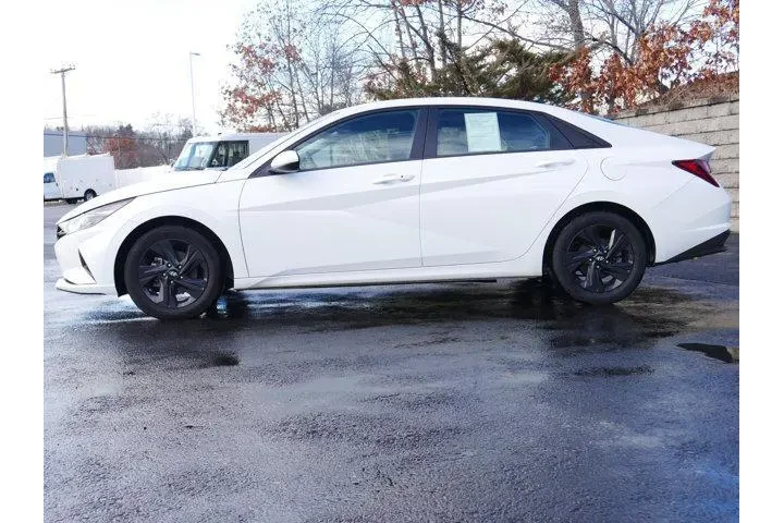 $18597 : Hyundai ELANTRA 2023 SEL 4dr image 3