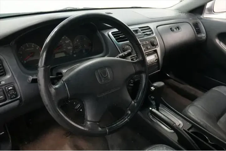 $900 : Honda Accord 2002 EX 2dr Cou image 8