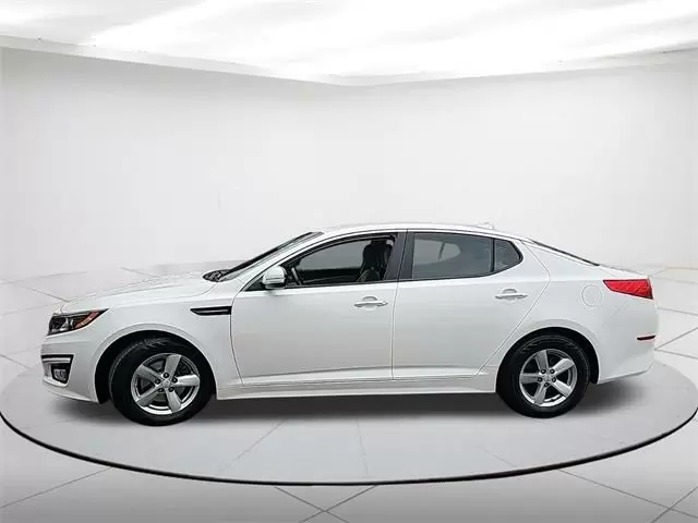 $10495 : Pre-Owned 2015 Optima LX image 9