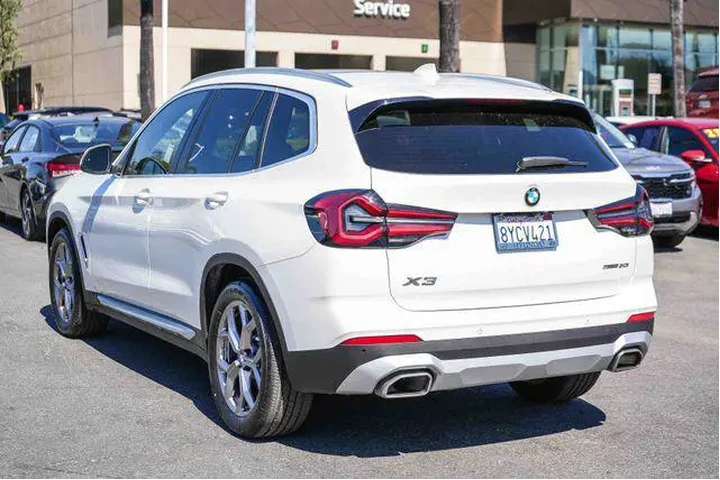 $26000 : BMW X3 2022 sDrive30i 4dr Sp image 9