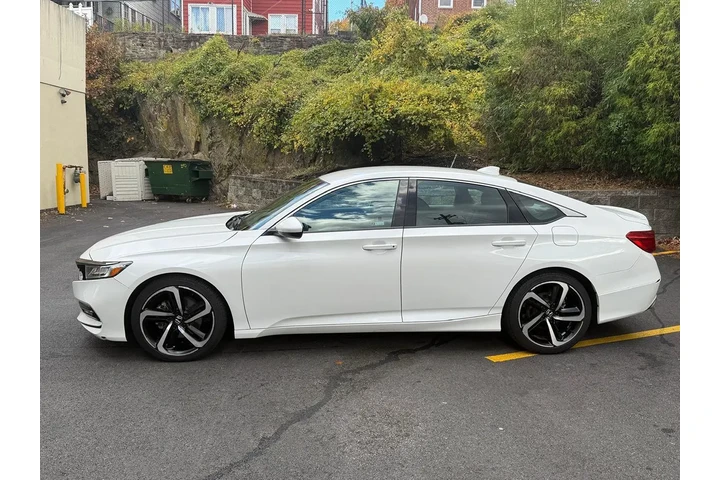 $15995 : 2018 Accord Sedan Sport 1.5T image 9