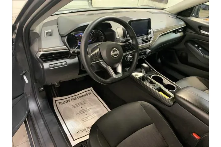 $22989 : Nissan Altima 2023 2.5 SV 4d image 9