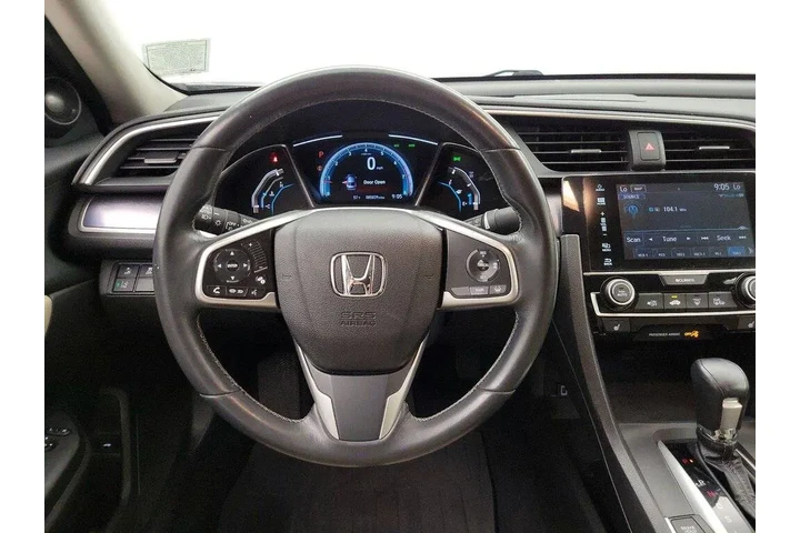 $19998 : Honda Civic 2018 Touring 4dr image 10