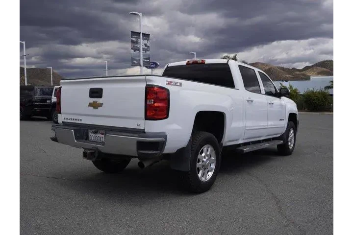 $28286 : Chevrolet Silverado 2500HD 2 image 3