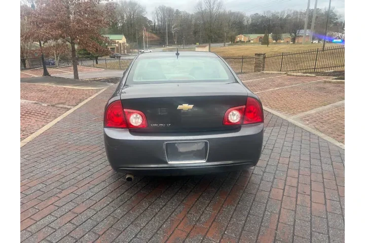 $4350 : 2011 Malibu LS image 8