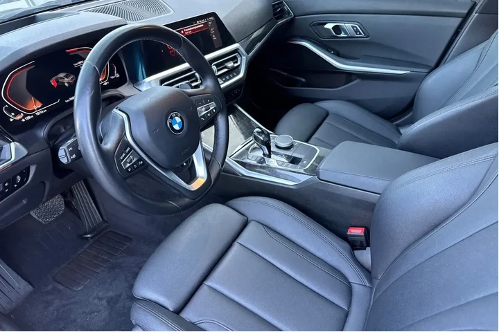 $26897 : BMW 3 Series 2021 AWD 330i x image 10