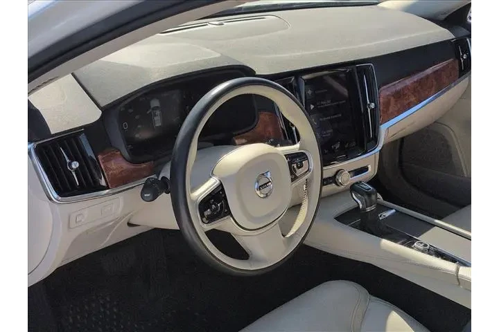 $24992 : Volvo V90 Cross Country 2017 image 8