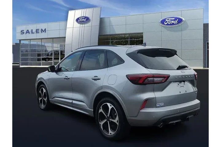 $27999 : Ford Escape 2023 AWD ST-Line image 4