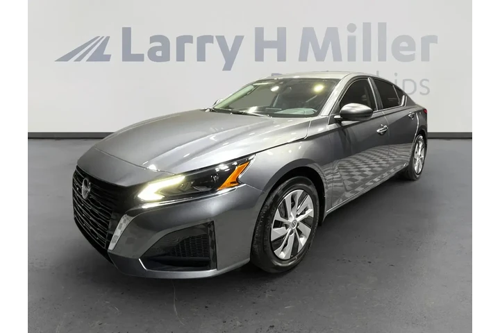 Nissan Altima 2025 2.5 S 4dr image 1