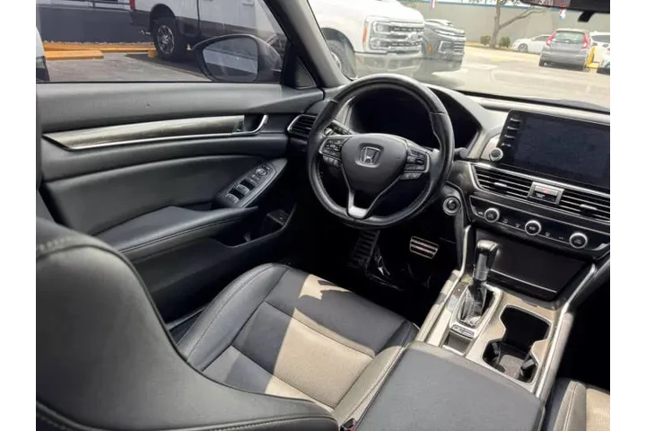 $13999 : 2019 Honda Accord image 2