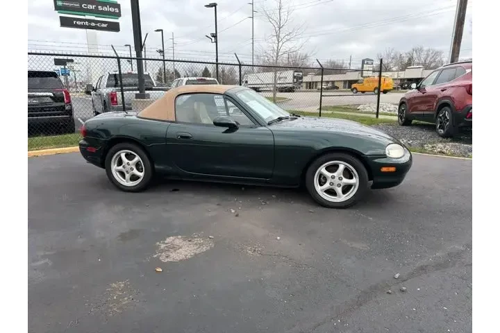 $10995 : Mazda MX-5 Miata 1999 2dr Co image 4