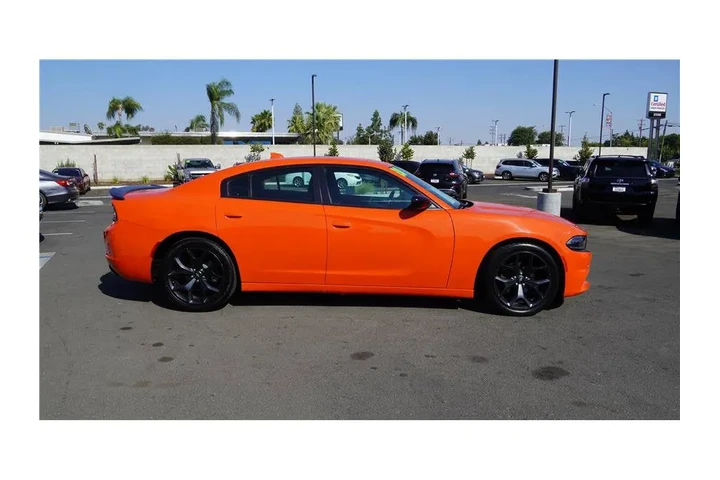 $21984 : 2020 Charger SXT image 5