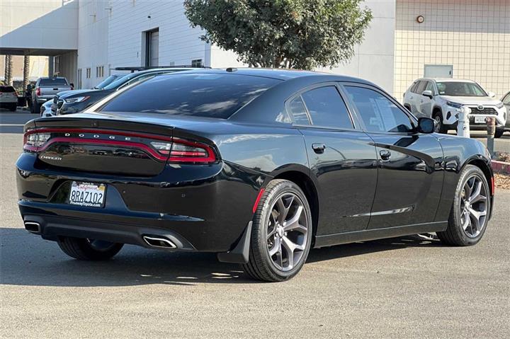 $20900 : Charger SXT image 5