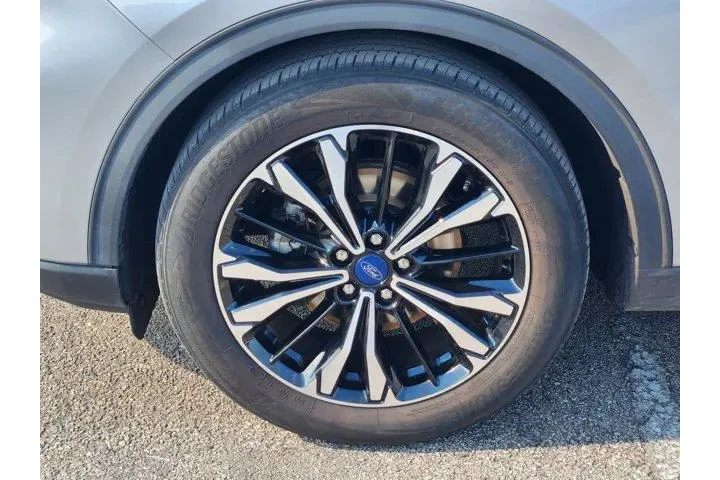 Ford Escape 2022 SE 4dr SUV image 7