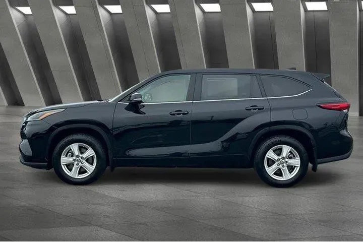 $28000 : Toyota Highlander 2022 AWD L image 8