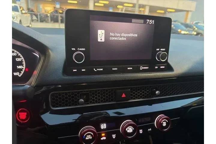 $18992 : Honda Civic 2022 LX 4dr Seda image 7