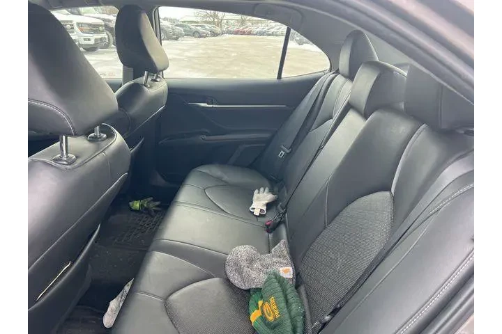 $16995 : Toyota Camry 2018 XSE 4dr Se image 6