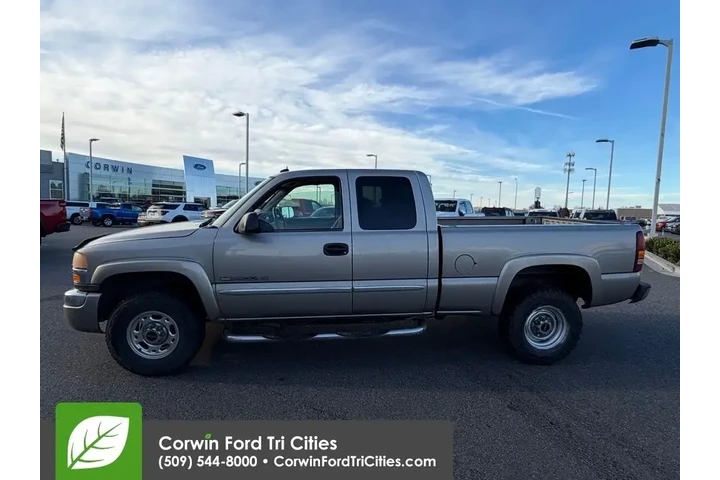 $12999 : GMC Sierra 2500HD 2003 4dr E image 2