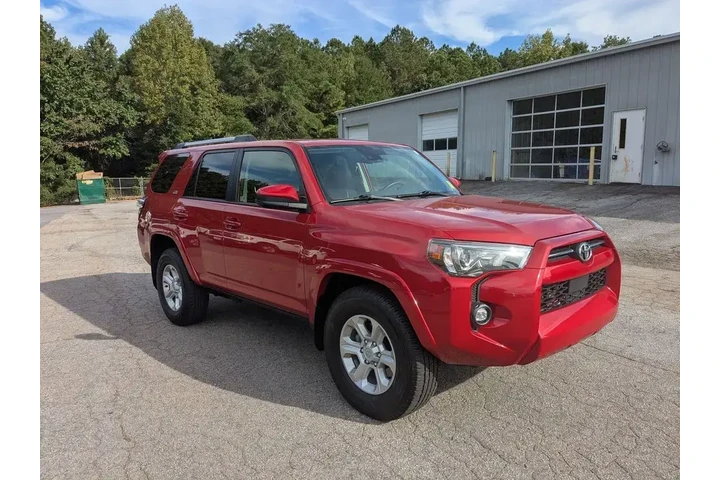 $35991 : Toyota 4Runner 2024 4x2 SR5 image 4