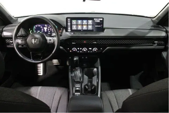 $31892 : Honda Accord Hybrid 2025 Spo image 2