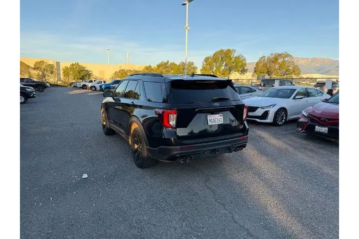 $29800 : Ford Explorer 2020 AWD ST 4d image 4