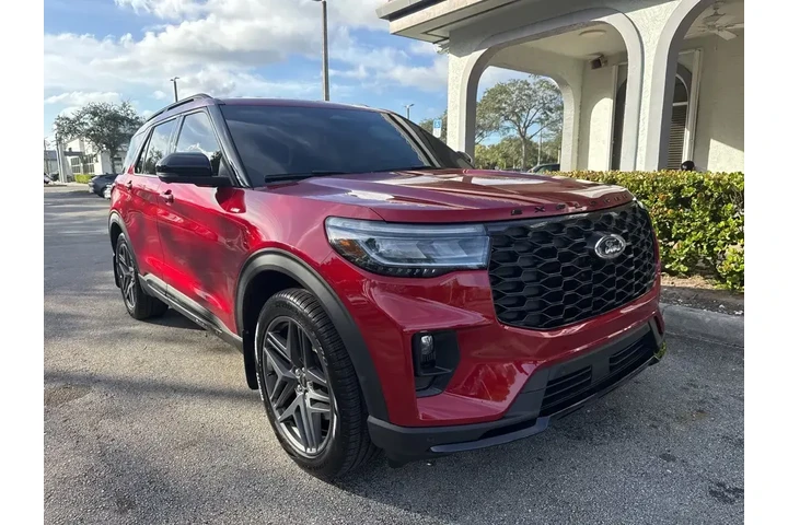 $36769 : Ford Explorer 2025 ST-Line 4 image 2