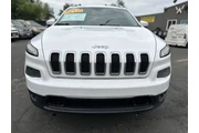 $6995 : 2017 Cherokee thumbnail
