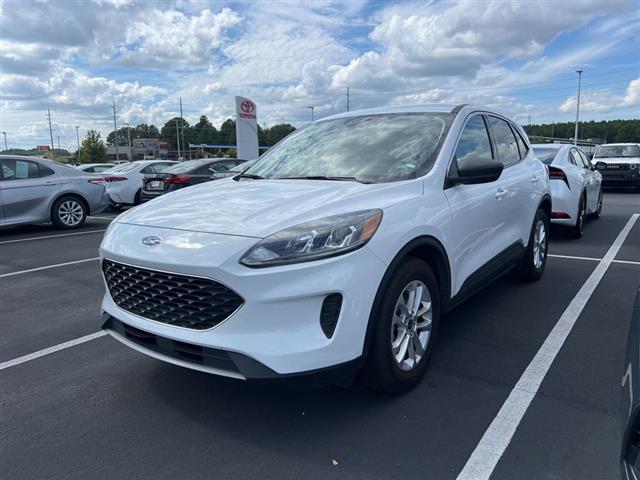 $18791 : PRE-OWNED 2022 FORD ESCAPE SE image 5