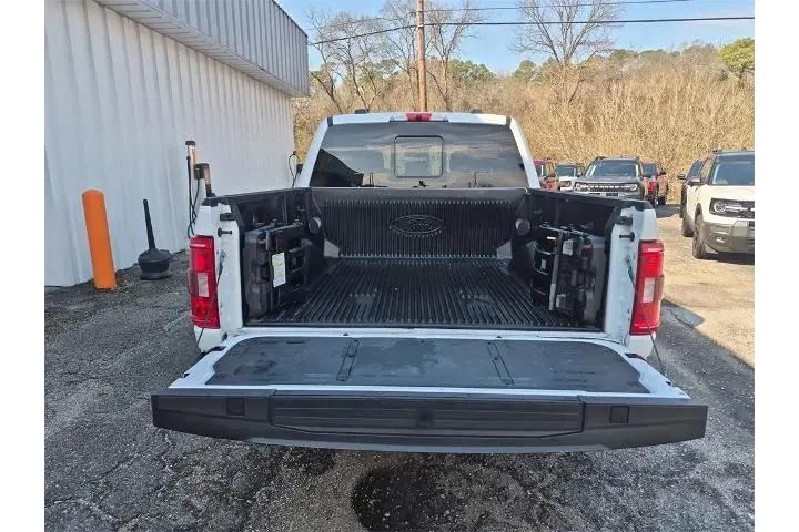 $39888 : Ford F-150 2023 4x4 XLT 4dr image 10