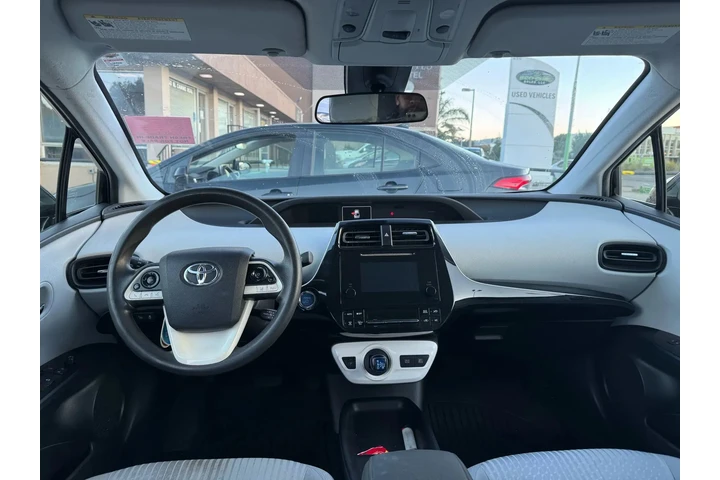 $12500 : 2018 Toyota Prius Two Hatchbac image 6