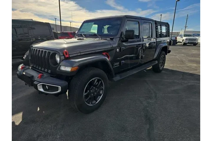 $32999 : Jeep Gladiator 2023 4x4 Over image 1