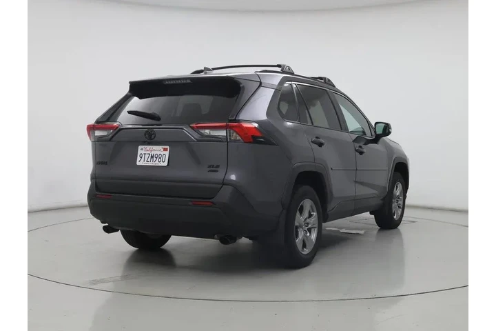 $33998 : Toyota RAV4 2024 AWD XLE 4dr image 8