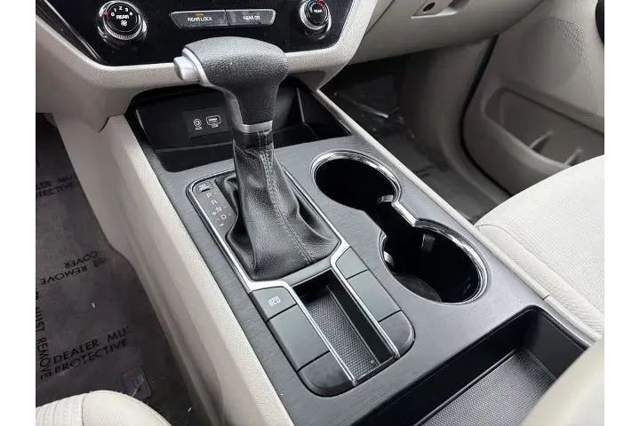 $19999 : Kia Sedona 2021 LX 4dr Mini- image 9