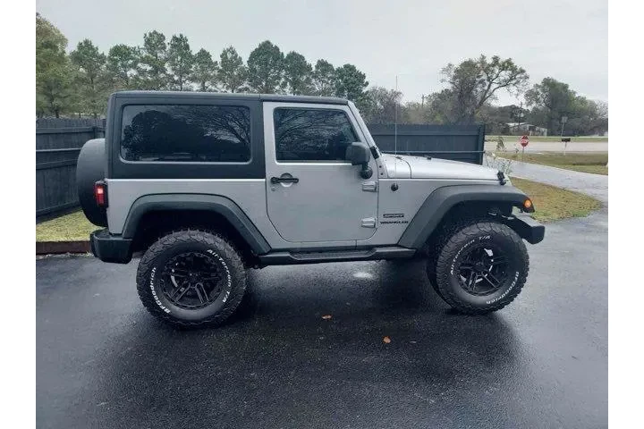 $17208 : Jeep Wrangler 2014 4x4 Sport image 7